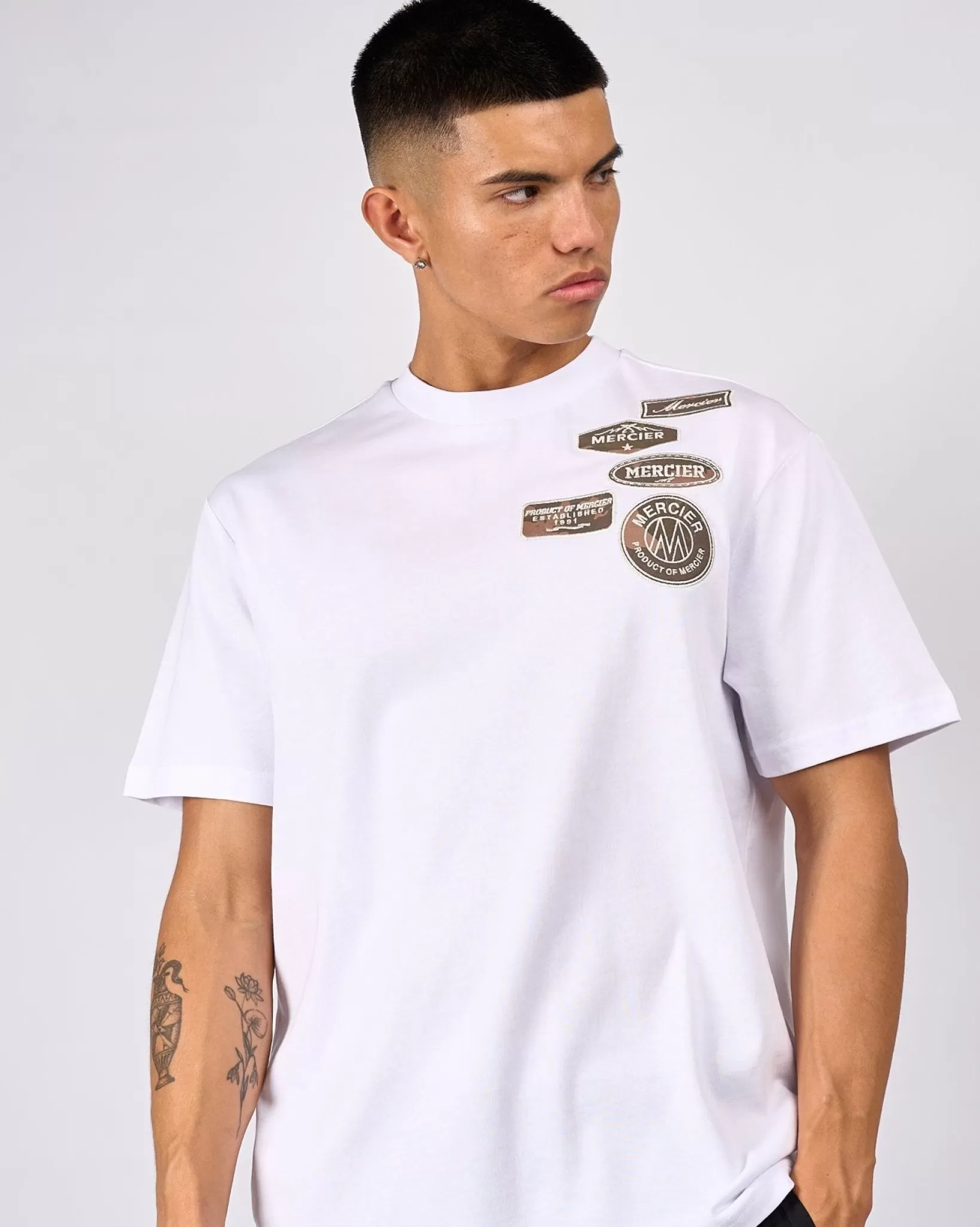Flash Sale Mercier Bianco Camo E Distintivo Tsirt