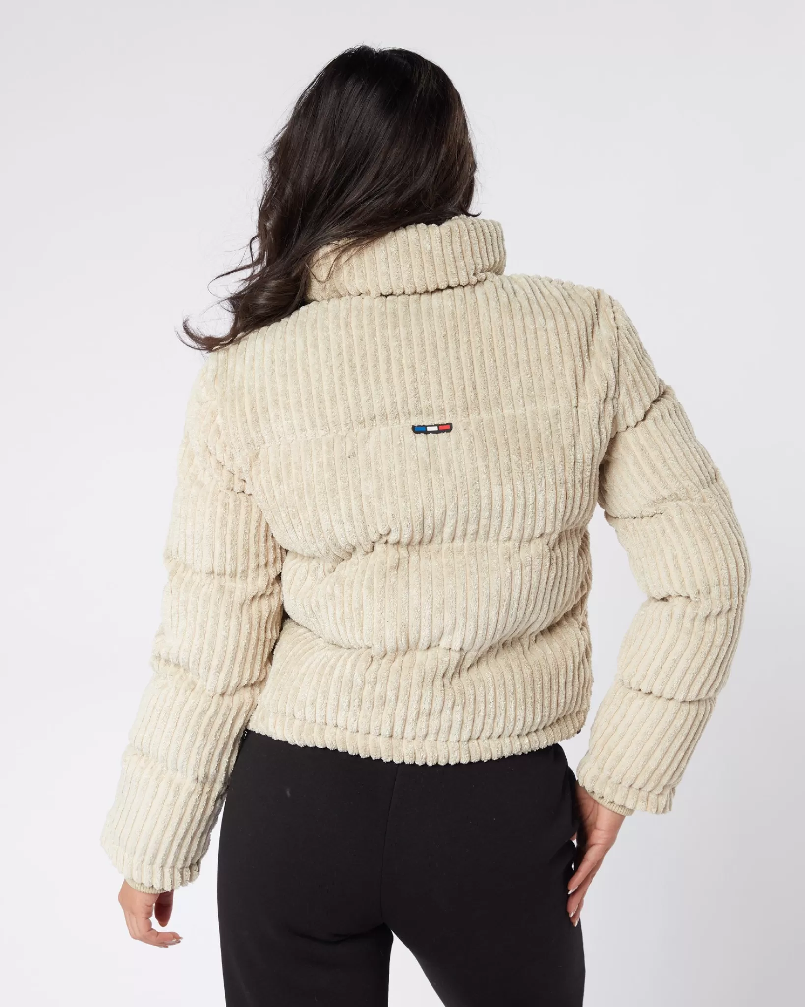 Best Mercier Giacca da donna con cordone beige e distintivo.