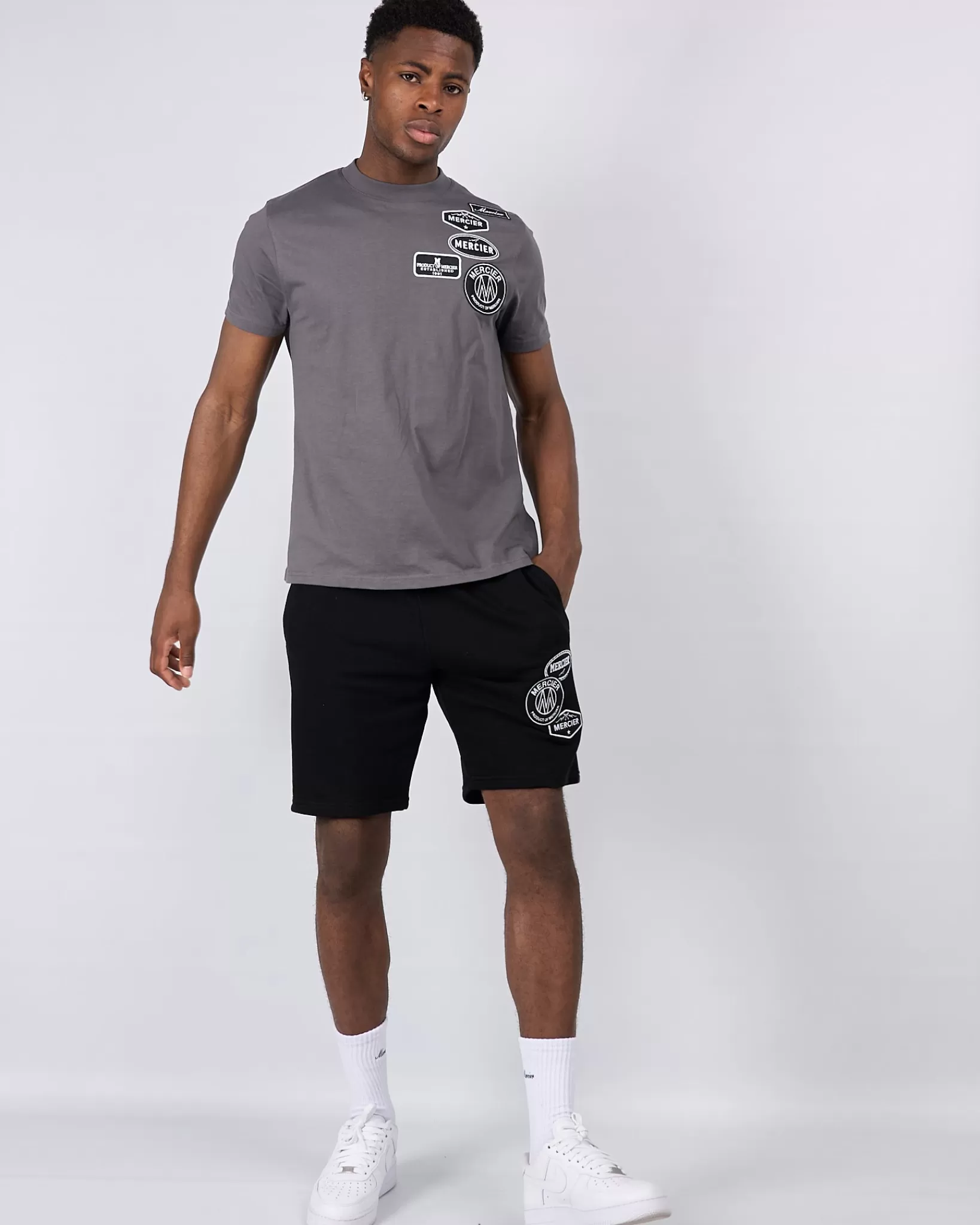Hot Mercier Mono distintivo magnetico grigio maglietta