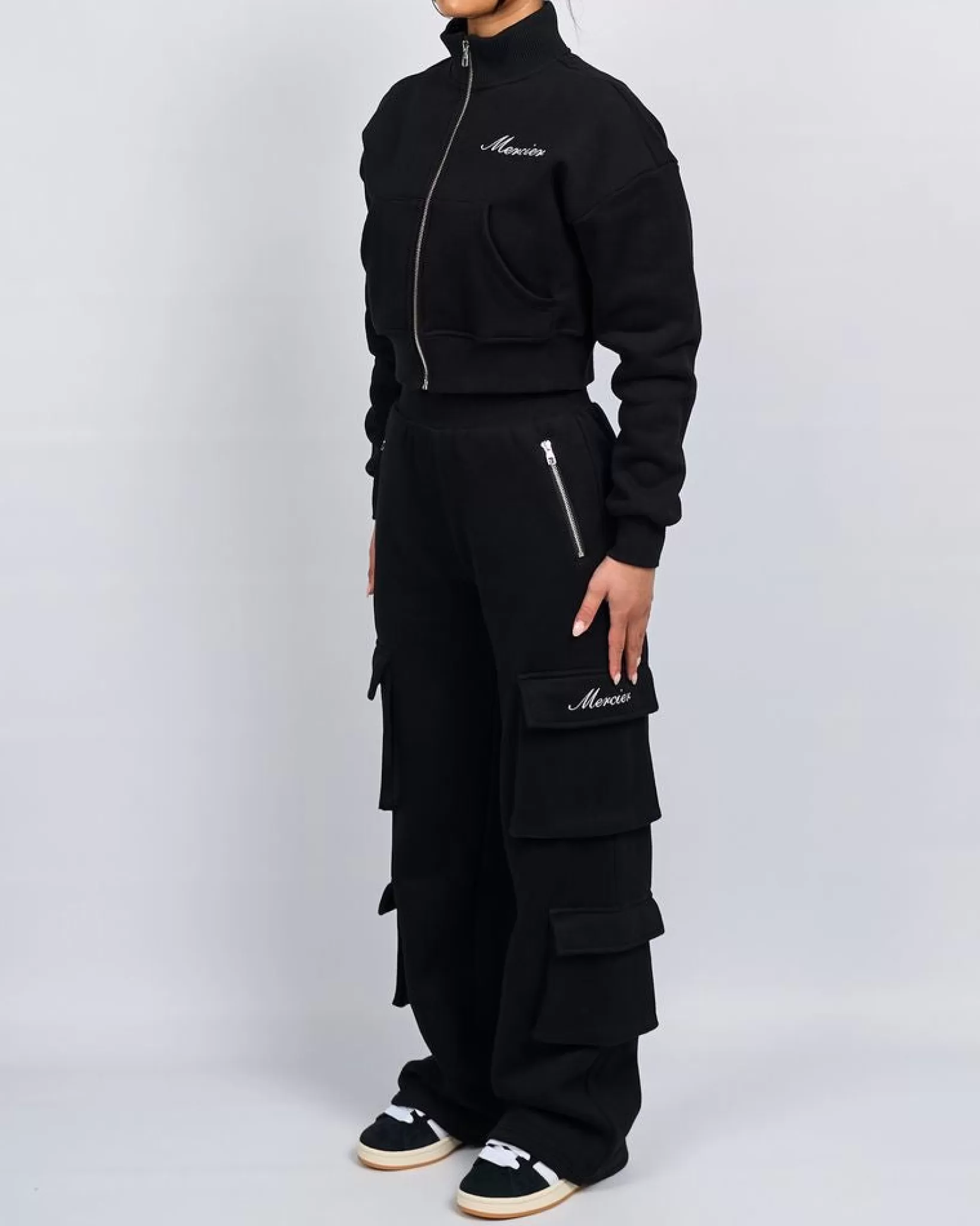 Hot Mercier Pantaloni cargo in jersey con firma nera da donna