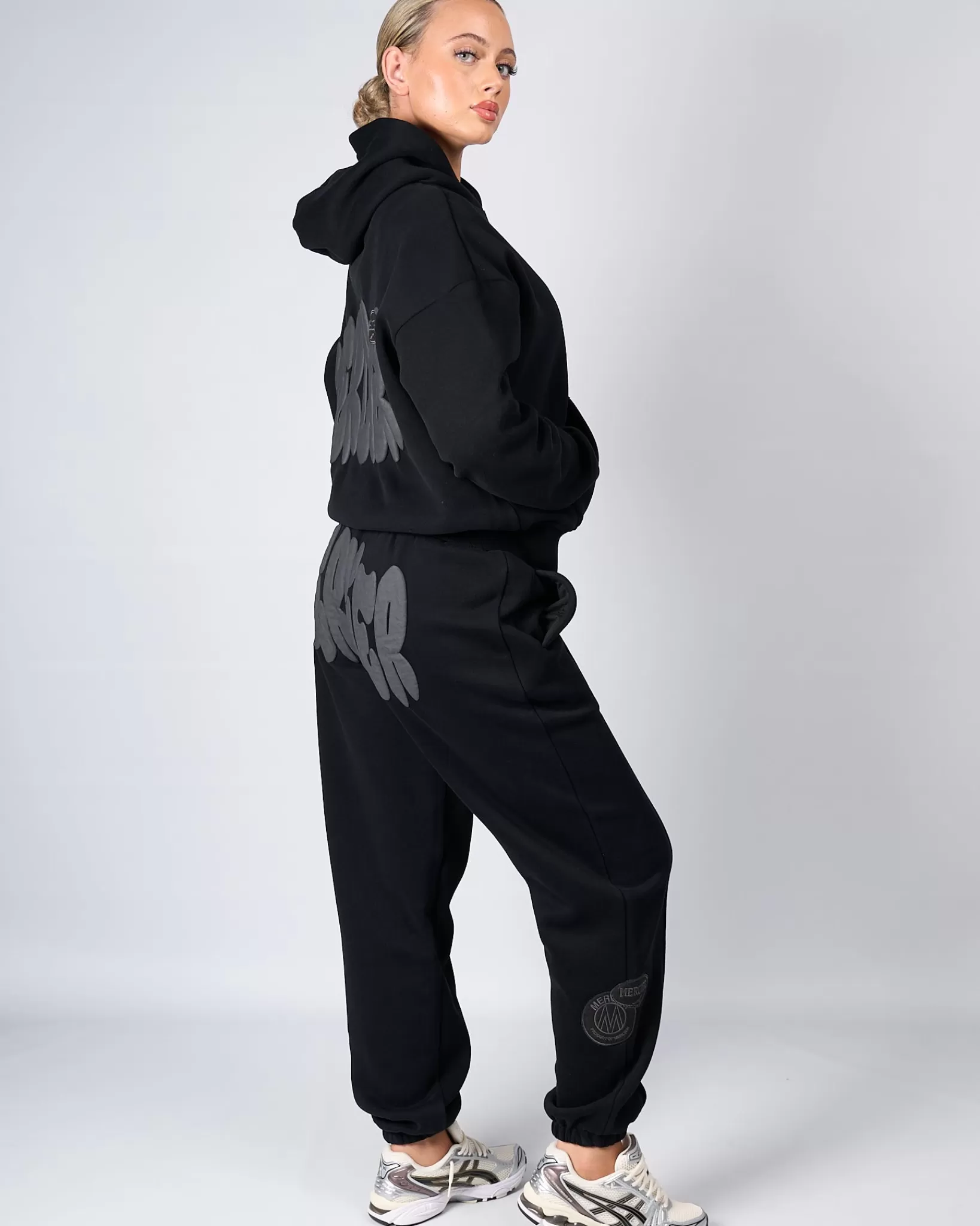 Fashion Mercier Womens Black Charcoal Bubble Jogger
