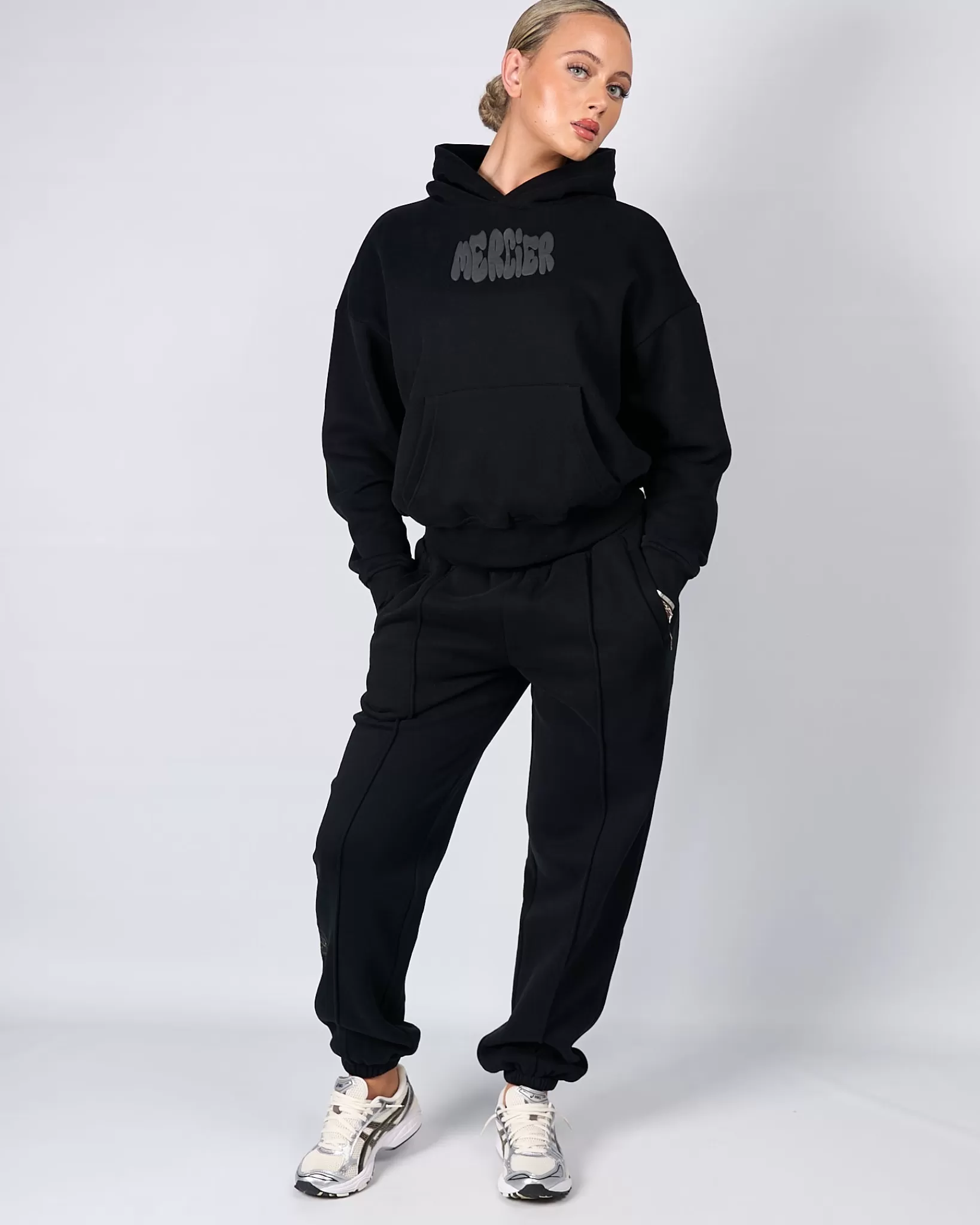 Fashion Mercier Womens Black Charcoal Bubble Jogger